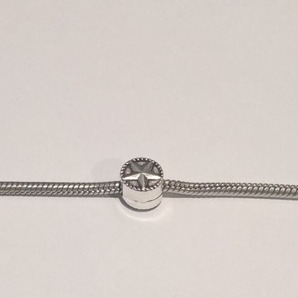 Silver Star Charm‎ for Pandora Style Bracelet - Picture 1 of 5
